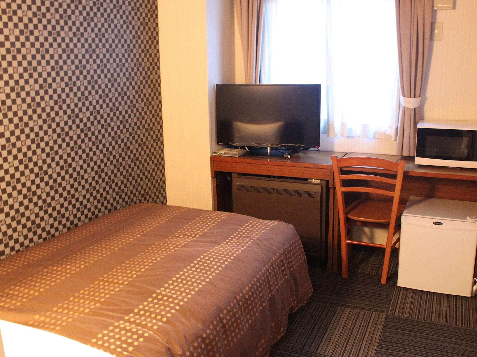 Hotel Livemax Budget Tokyo Hamura Ekimae Екстер'єр фото