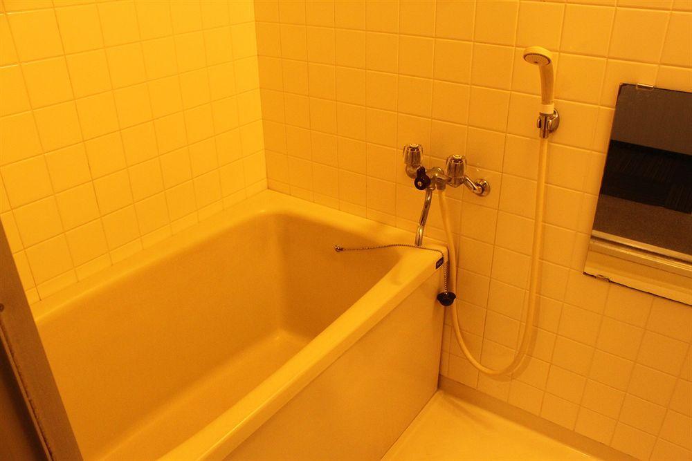 Hotel Livemax Budget Tokyo Hamura Ekimae Екстер'єр фото