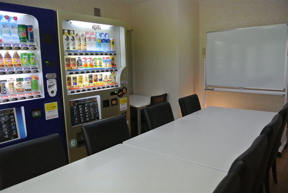 Hotel Livemax Budget Tokyo Hamura Ekimae Екстер'єр фото